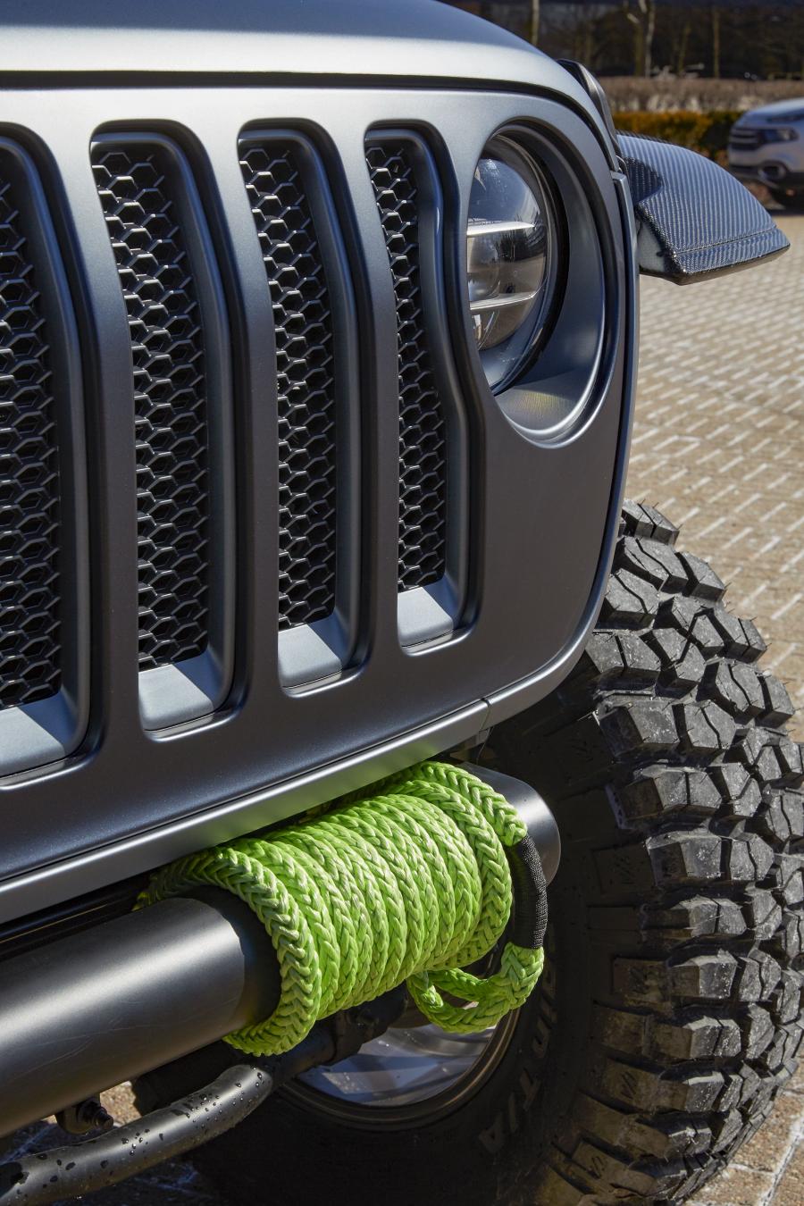 Детали экстерьера Jeep 4SPEED Concept (JL) 2018 года  (фото 4 из 39)